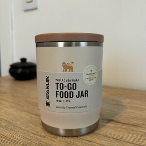 Stanley 18 oz adventure to -go food jar-polar